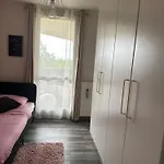 Grand 80m2 - 3 - 7 Min Du Centre - Calme - Ideal Famille ריימס
