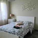 Grand 80m2 - 3 - 7 Min Du Centre - Calme - Ideal Famille ריימס