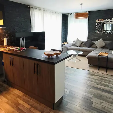 Grand 80m2 - 3 - 7 Min Du Centre - Calme - Ideal Famille * ランス
