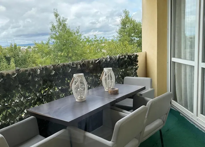 Grand Appartement Cosy - 3 Chambres - Ideal Famille - Reims, Proche Centre Апартаменты Реймс